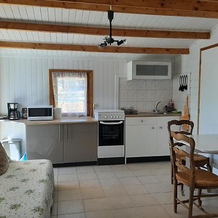 Chalet Au Pied Du Mont Ventoux Mormoiron Exterior photo